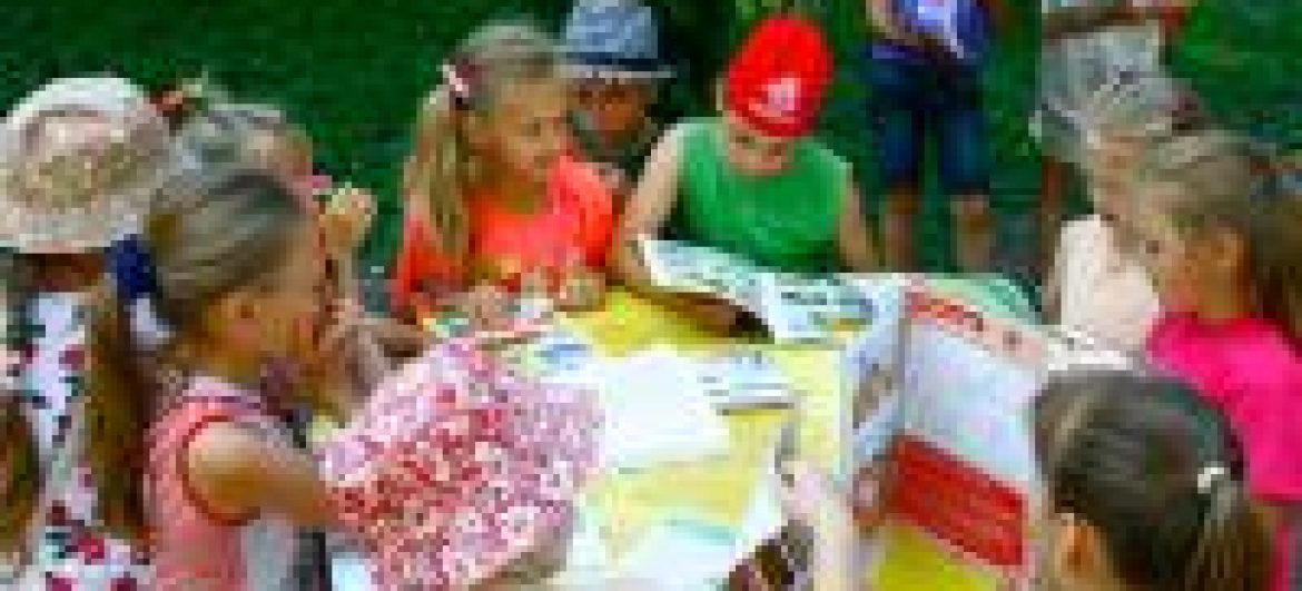 Поширення навчальних матеріалів серед київських школярів